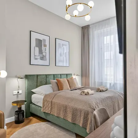 Your Luxury In New Town Appartement