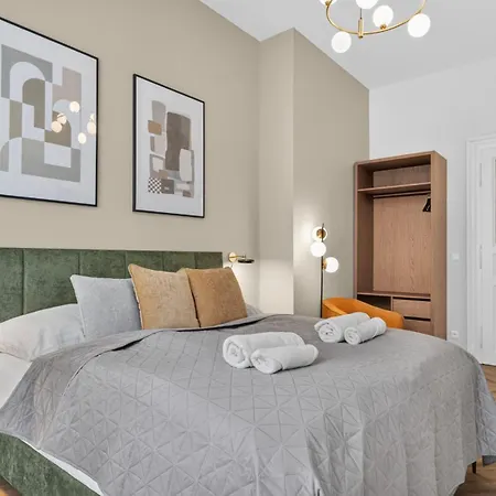 Your Luxury In New Town *