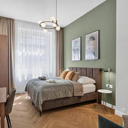 Your Luxury In New Town Appartement